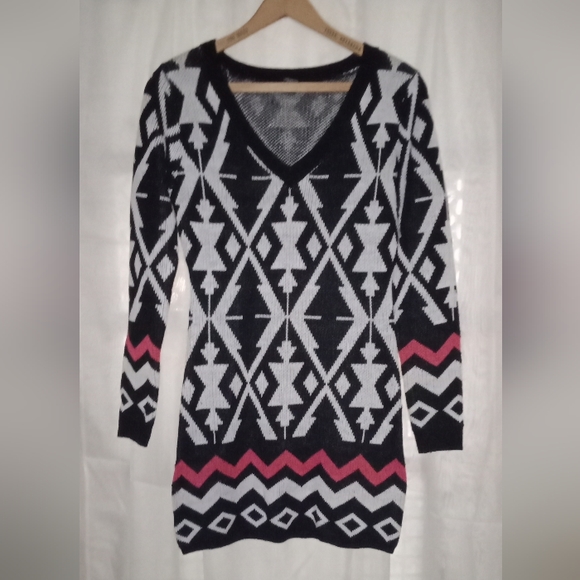 Ladies size medium sweater dress - Picture 1 of 5